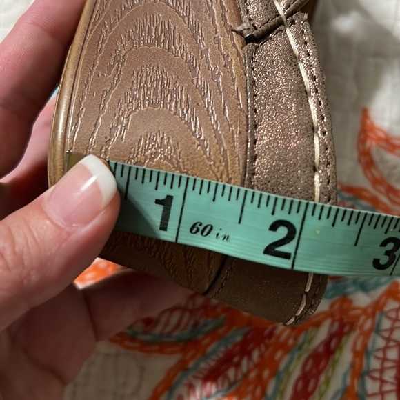 GC womens size 38 (7.5) wedge sandals bronze slip on summer causal church buckle - Picture 7 of 8